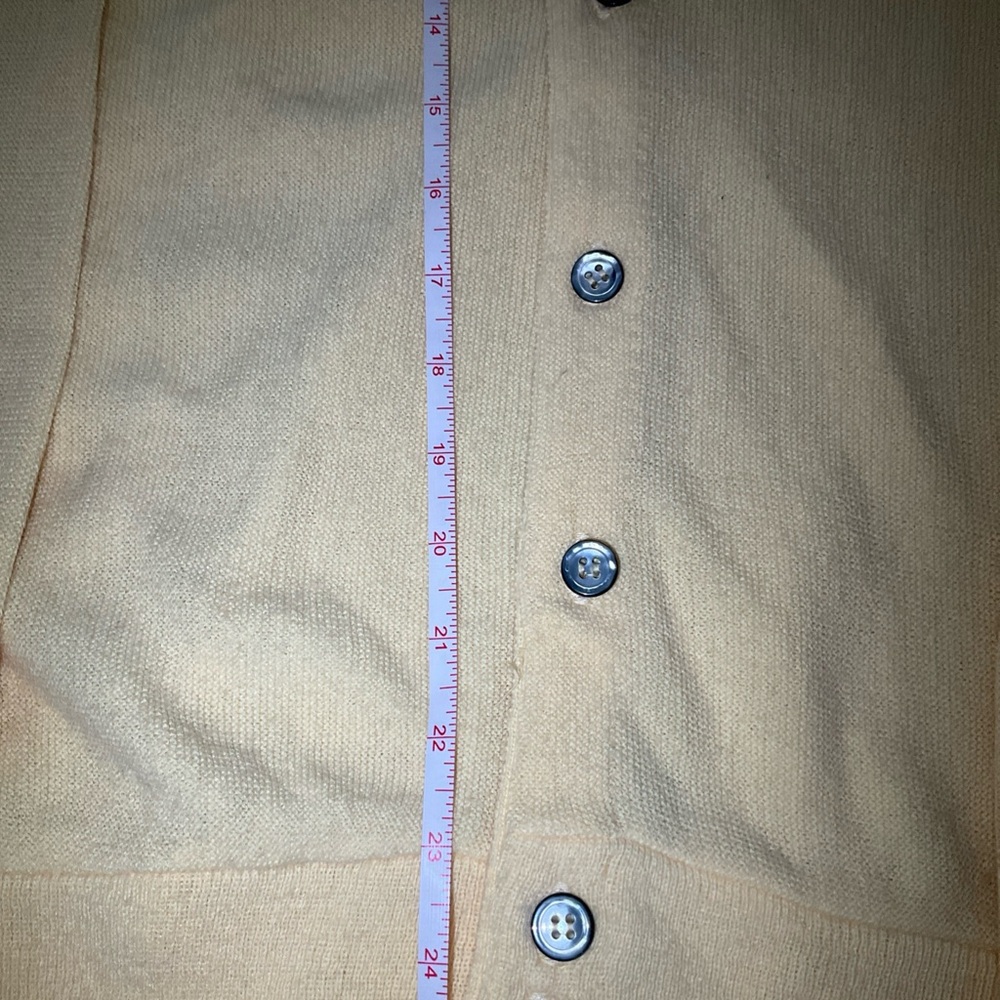Vintage Lacoste yellow Button-Up Cardigan - Picture 7 of 9